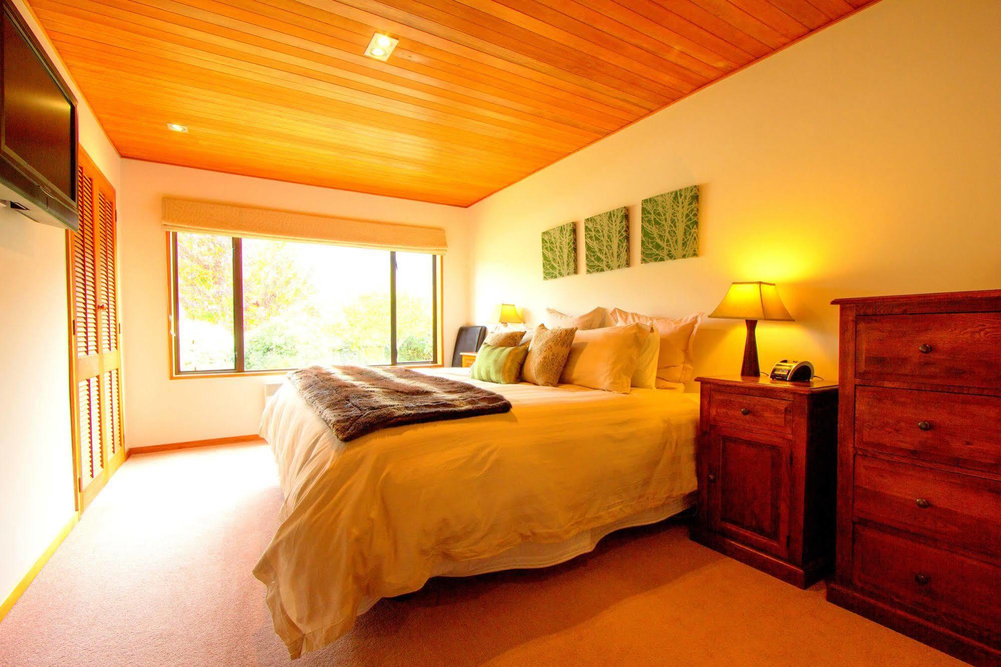 Glenorchy Lake House エクステリア 写真